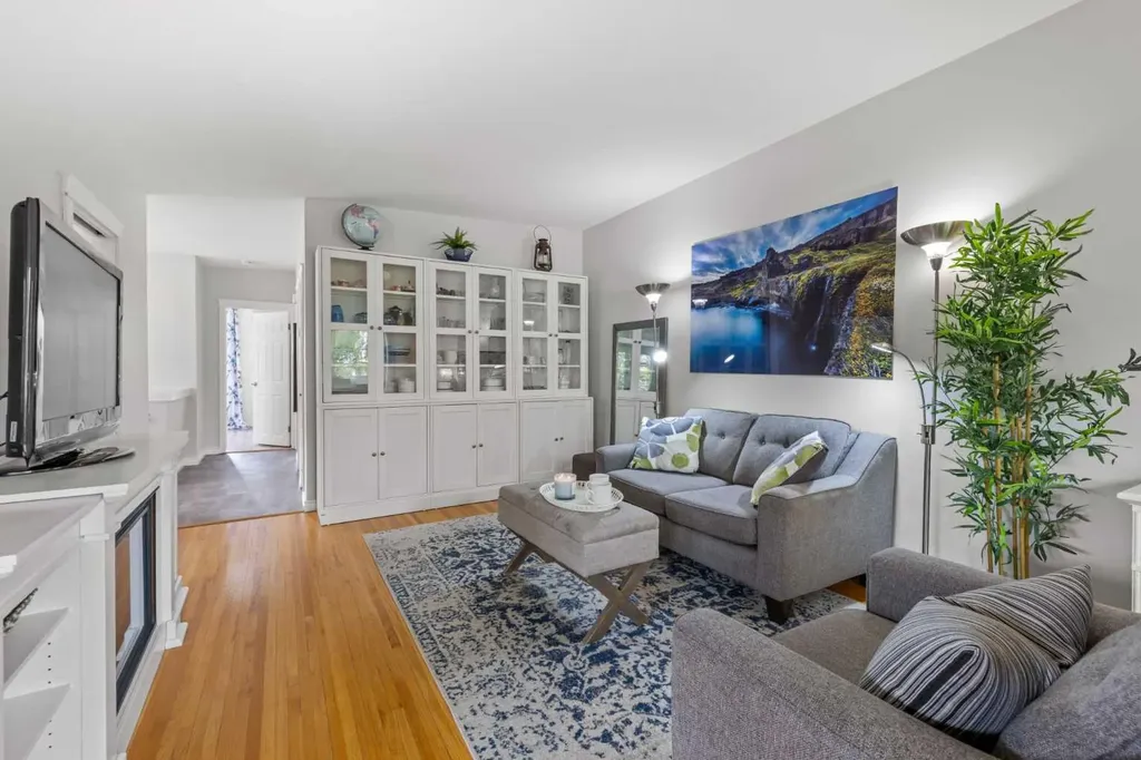 1141 Ninga Road NW Calgary AB T2K2P2