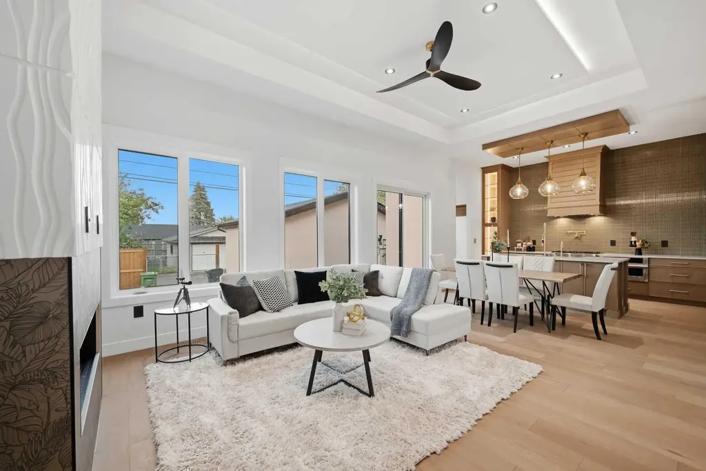 43 Lake Wapta Rise SE Calgary AB T2J 2N1