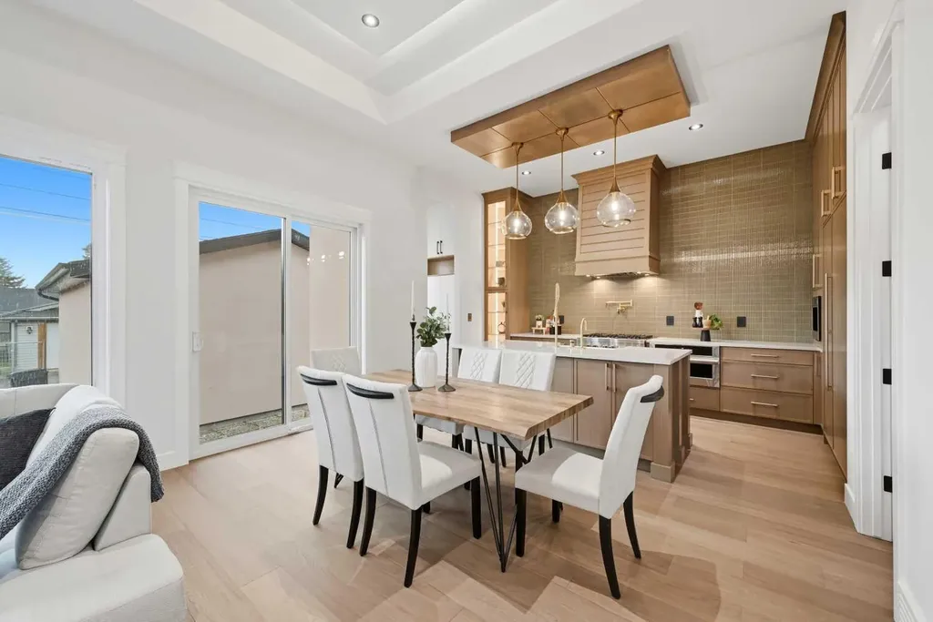 43 Lake Wapta Rise SE Calgary AB T2J 2N1