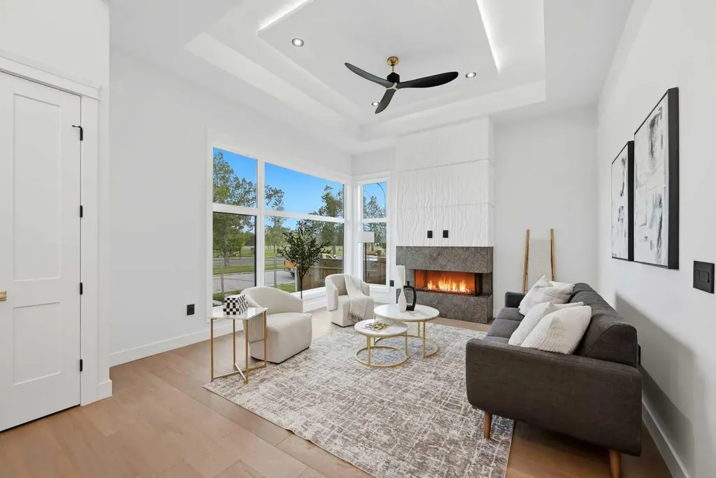 43 Lake Wapta Rise SE Calgary AB T2J 2N1