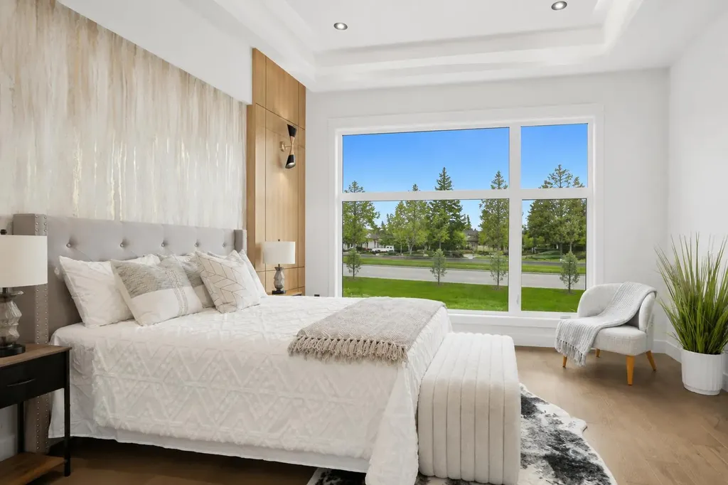 43 Lake Wapta Rise SE Calgary AB T2J 2N1