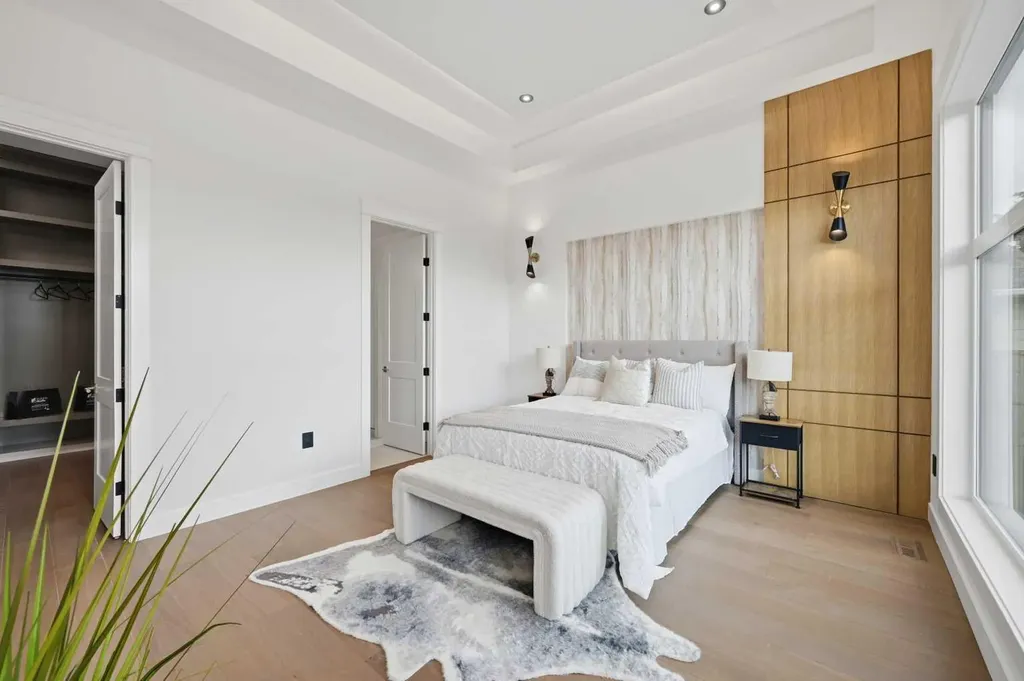 43 Lake Wapta Rise SE Calgary AB T2J 2N1
