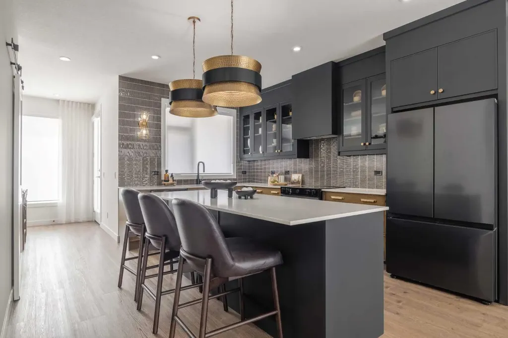 199 Sage Hill Heights NW Calgary AB T3R 2M8