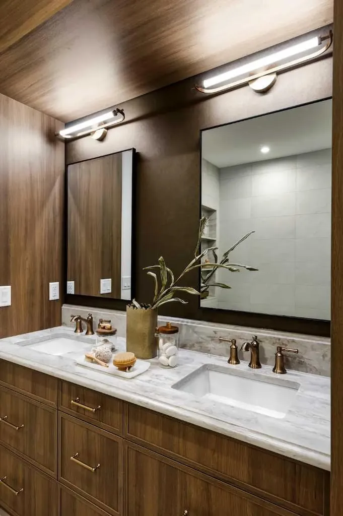 199 Sage Hill Heights NW Calgary AB T3R 2M8