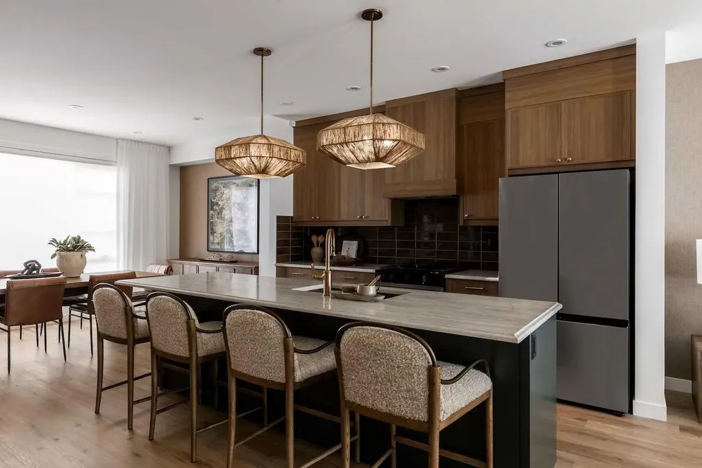 199 Sage Hill Heights NW Calgary AB T3R 2M8