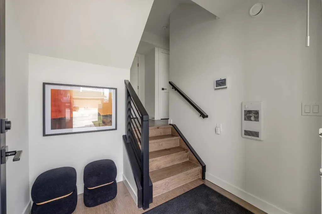 199 Sage Hill Heights NW Calgary AB T3R 2M8