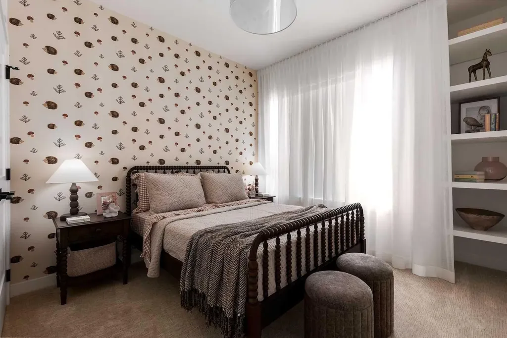 199 Sage Hill Heights NW Calgary AB T3R 2M8