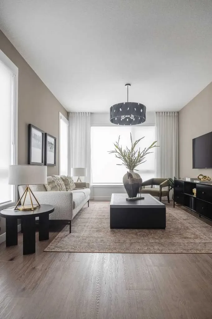 199 Sage Hill Heights NW Calgary AB T3R 2M8