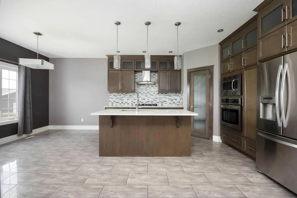328 Dixon Road Fort Mcmurray AB T9K 2X9