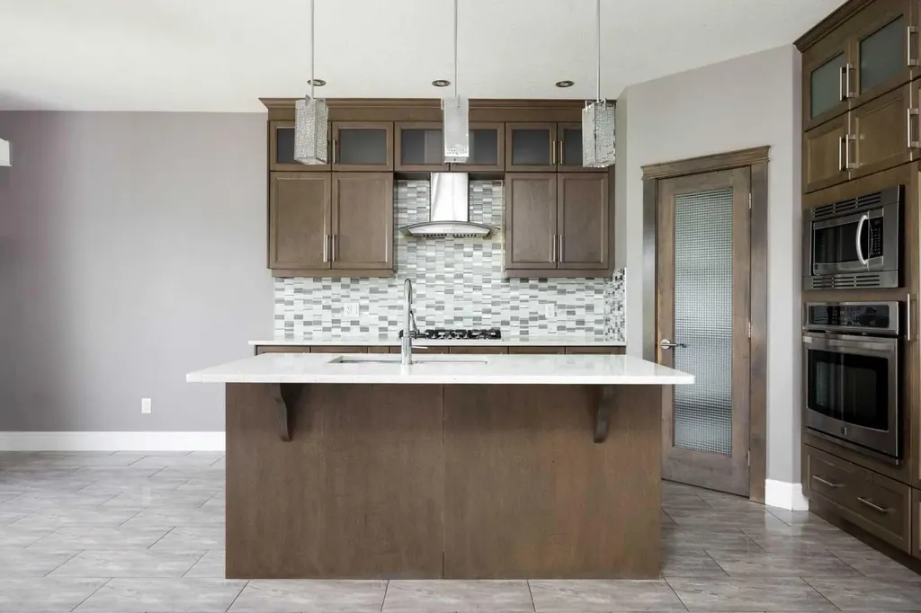 328 Dixon Road Fort Mcmurray AB T9K 2X9
