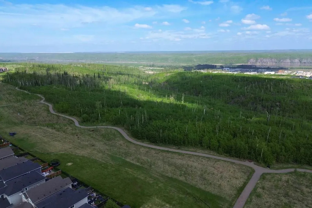 328 Dixon Road Fort Mcmurray AB T9K 2X9
