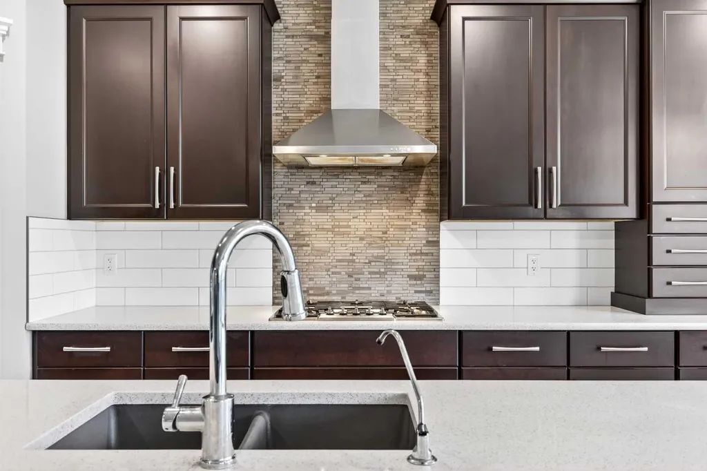 149 Marquis View SE Calgary AB T3M 2H4