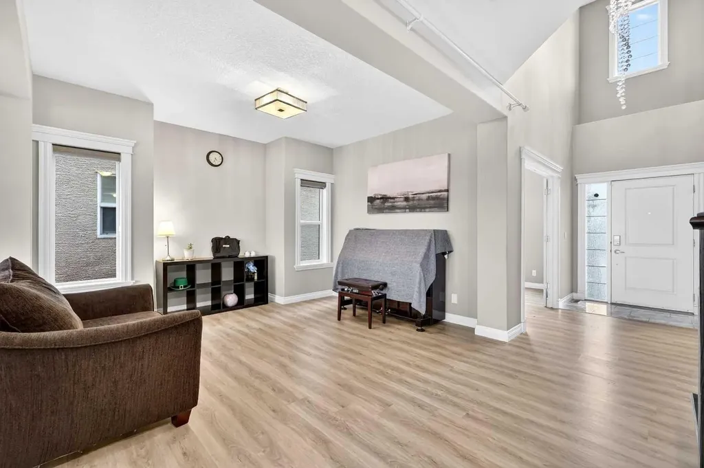 149 Marquis View SE Calgary AB T3M 2H4