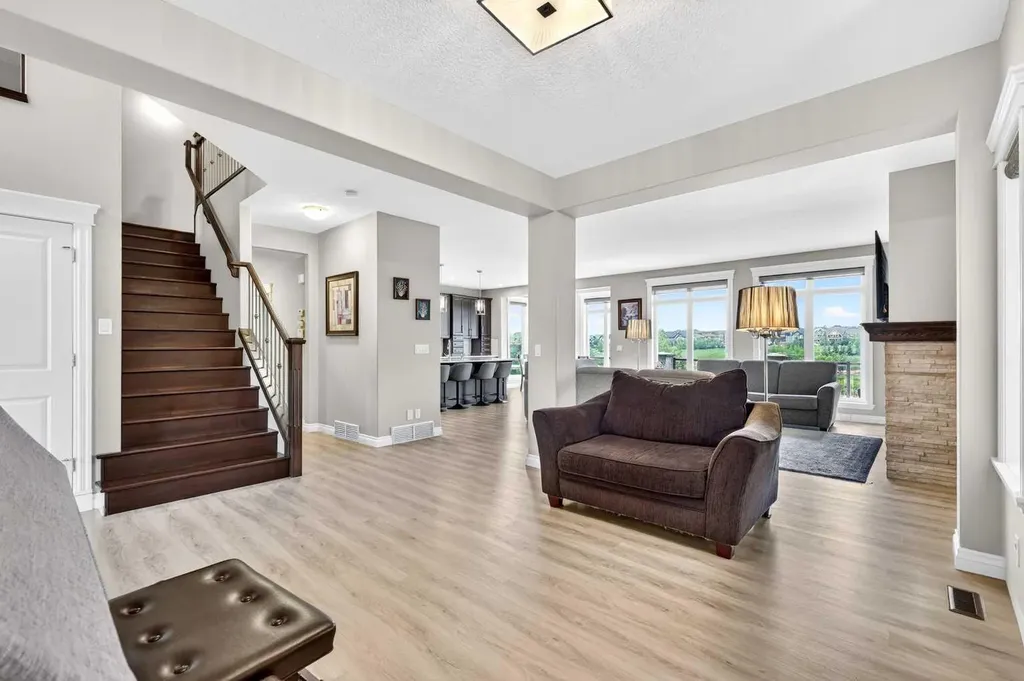 149 Marquis View SE Calgary AB T3M 2H4