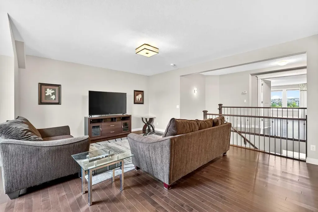 149 Marquis View SE Calgary AB T3M 2H4