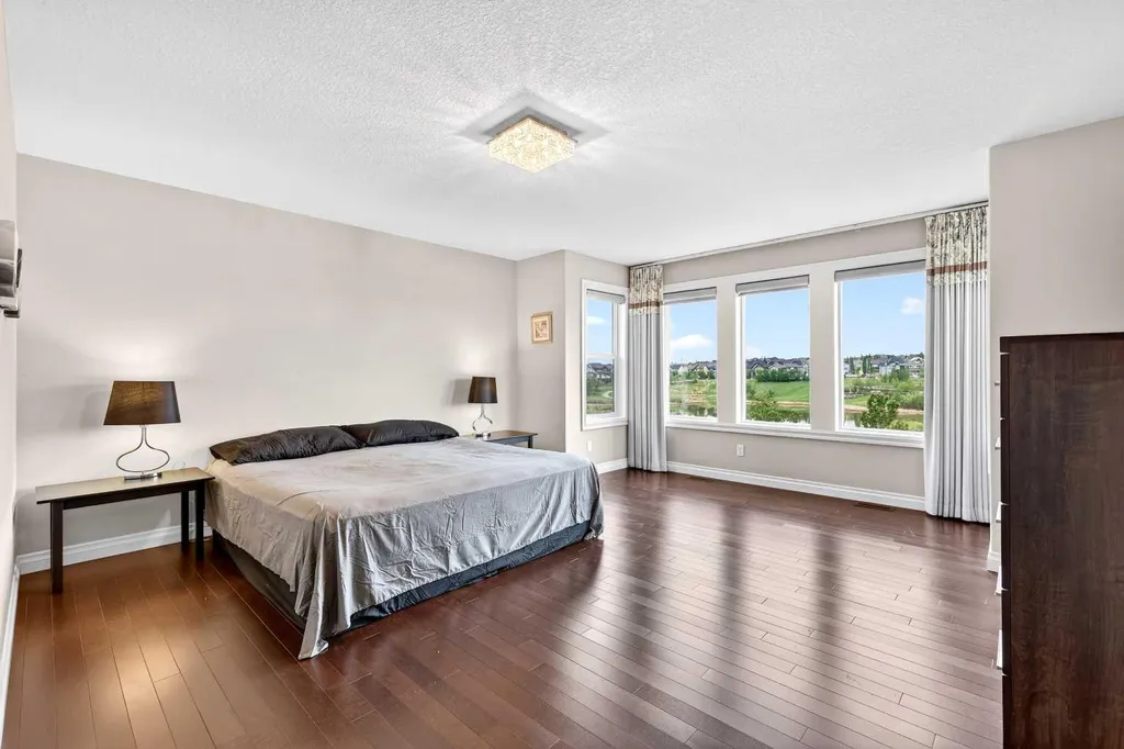 149 Marquis View SE Calgary AB T3M 2H4
