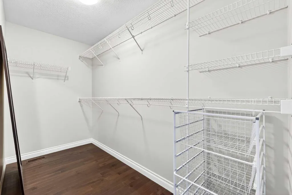 149 Marquis View SE Calgary AB T3M 2H4