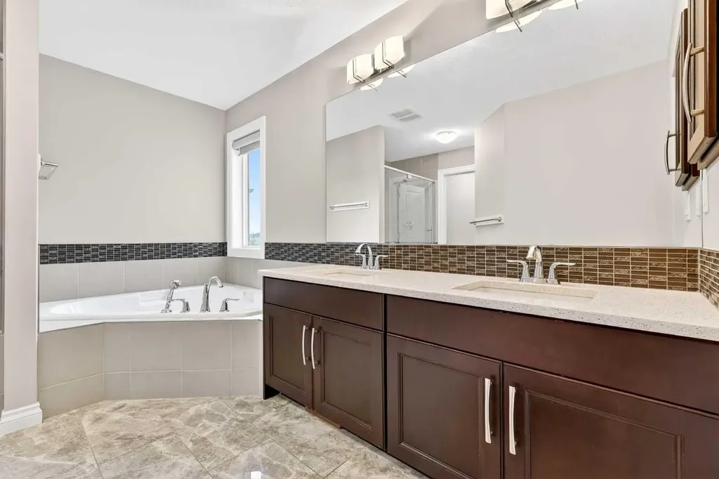 149 Marquis View SE Calgary AB T3M 2H4