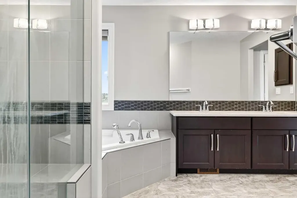 149 Marquis View SE Calgary AB T3M 2H4