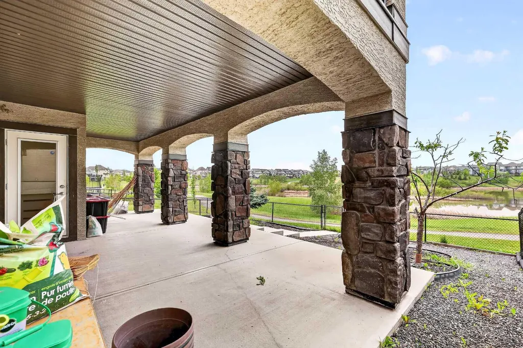 149 Marquis View SE Calgary AB T3M 2H4