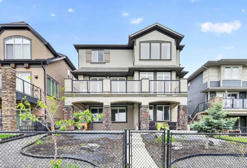 149 Marquis View SE Calgary AB T3M 2H4
