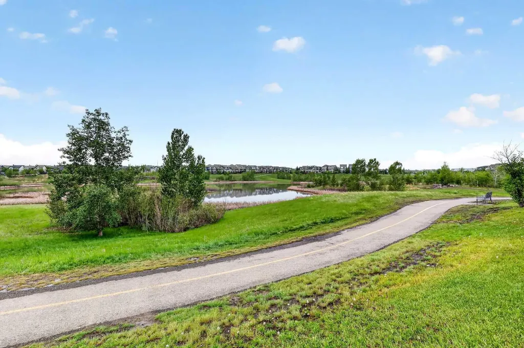 149 Marquis View SE Calgary AB T3M 2H4