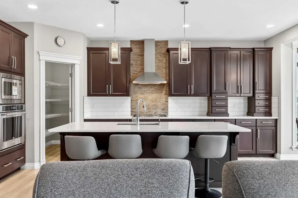149 Marquis View SE Calgary AB T3M 2H4
