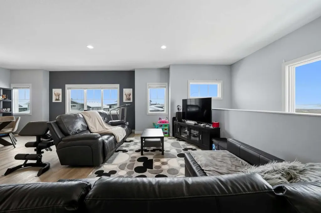58 Valmont Street Blackfalds AB T4M 0L2