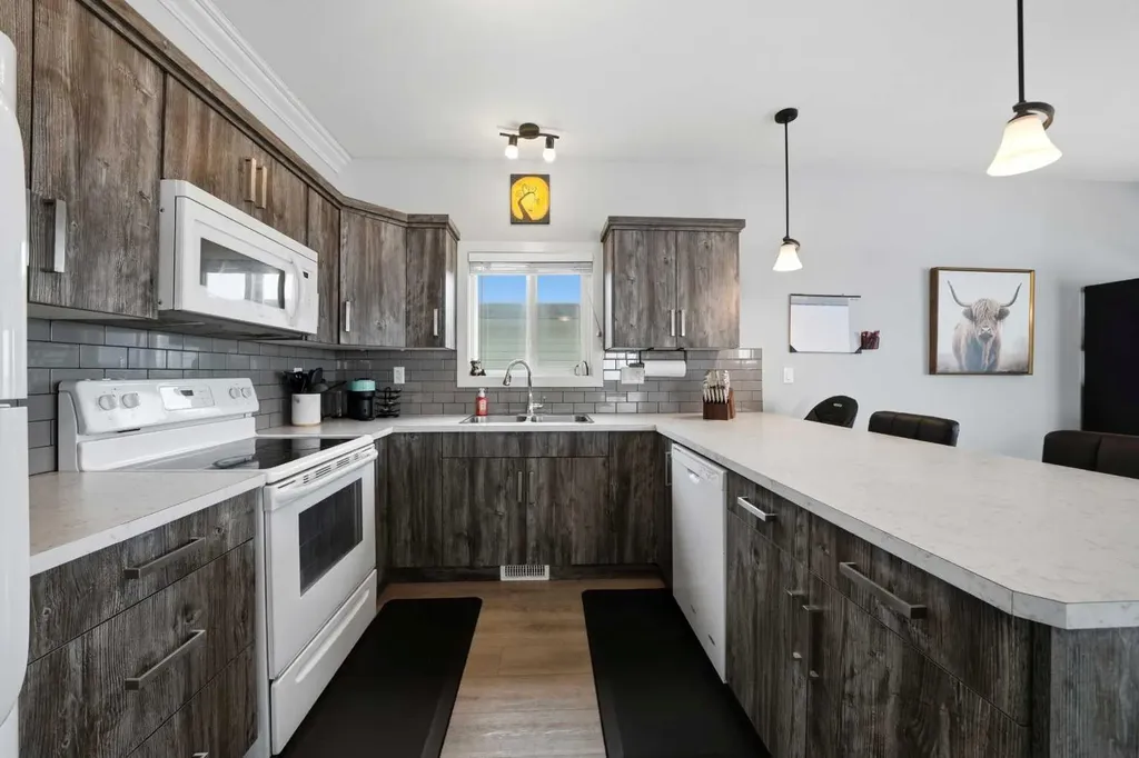 58 Valmont Street Blackfalds AB T4M 0L2