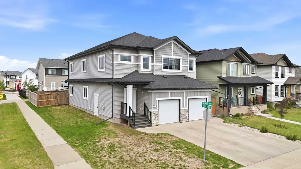 58 Valmont Street Blackfalds AB T4M 0L2