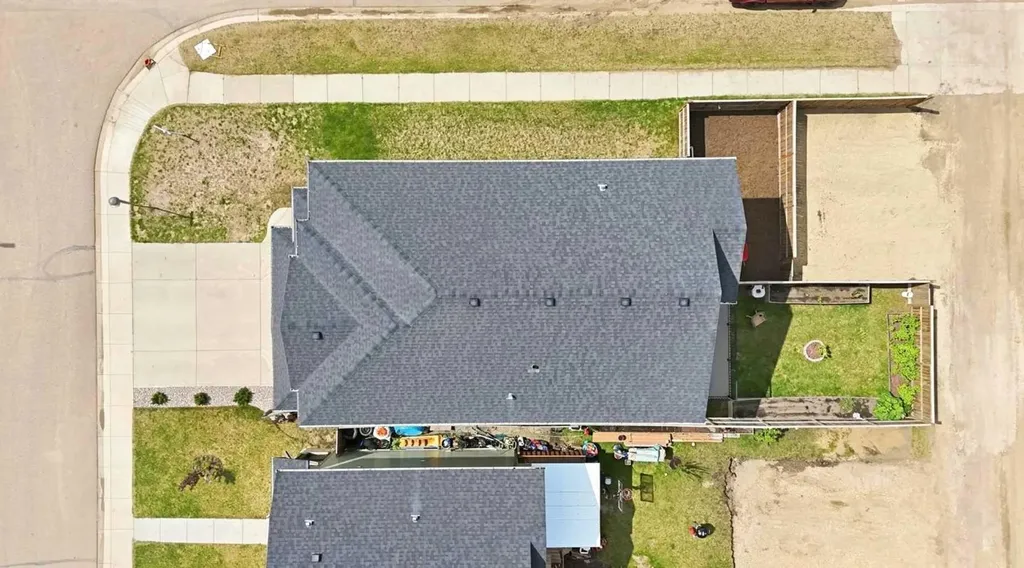 58 Valmont Street Blackfalds AB T4M 0L2