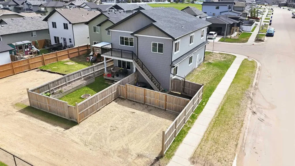 58 Valmont Street Blackfalds AB T4M 0L2