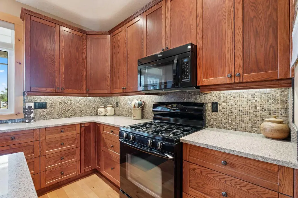 602 Riverview Place Longview AB T0L 0H0