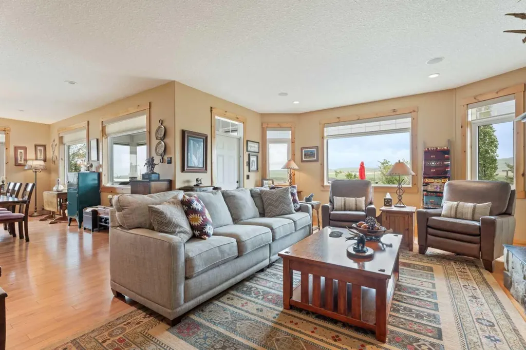 602 Riverview Place Longview AB T0L 0H0