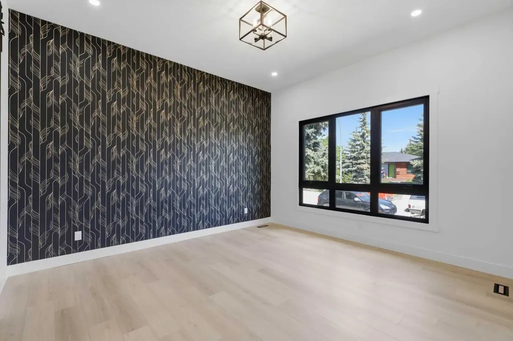 27 Glacier Drive SW Calgary AB T3E 5A2