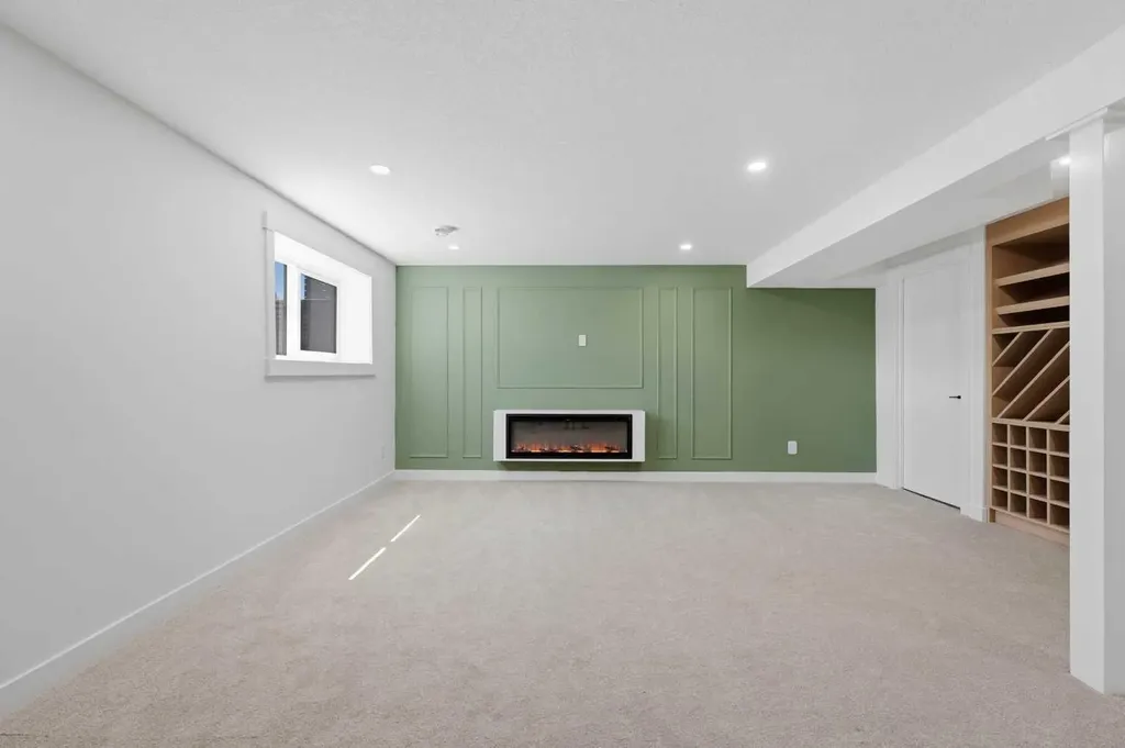 27 Glacier Drive SW Calgary AB T3E 5A2