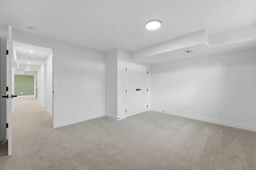 27 Glacier Drive SW Calgary AB T3E 5A2