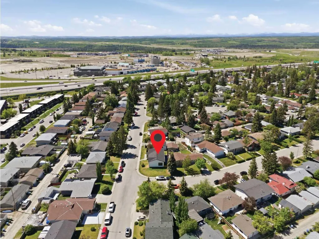 27 Glacier Drive SW Calgary AB T3E 5A2
