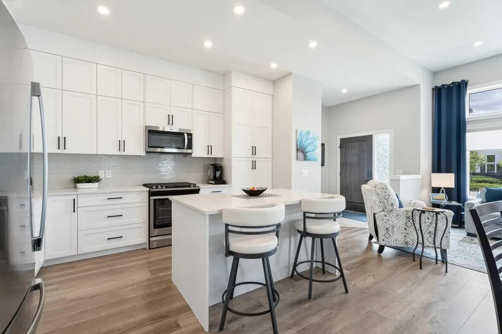 60 D'arcy Boulevard Okotoks AB T1S 5S7