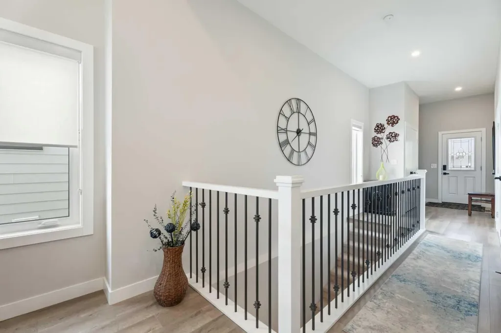 60 D'arcy Boulevard Okotoks AB T1S 5S7