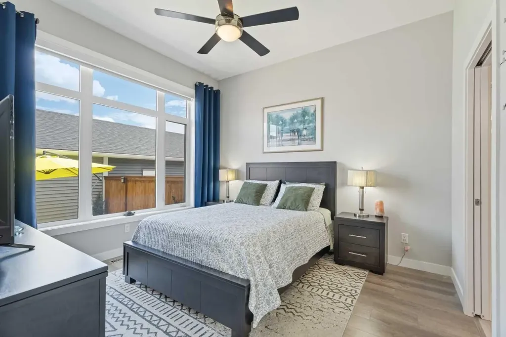 60 D'arcy Boulevard Okotoks AB T1S 5S7