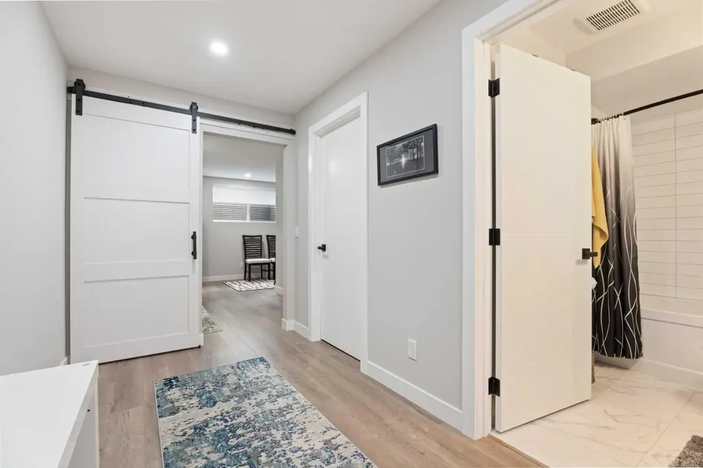 60 D'arcy Boulevard Okotoks AB T1S 5S7