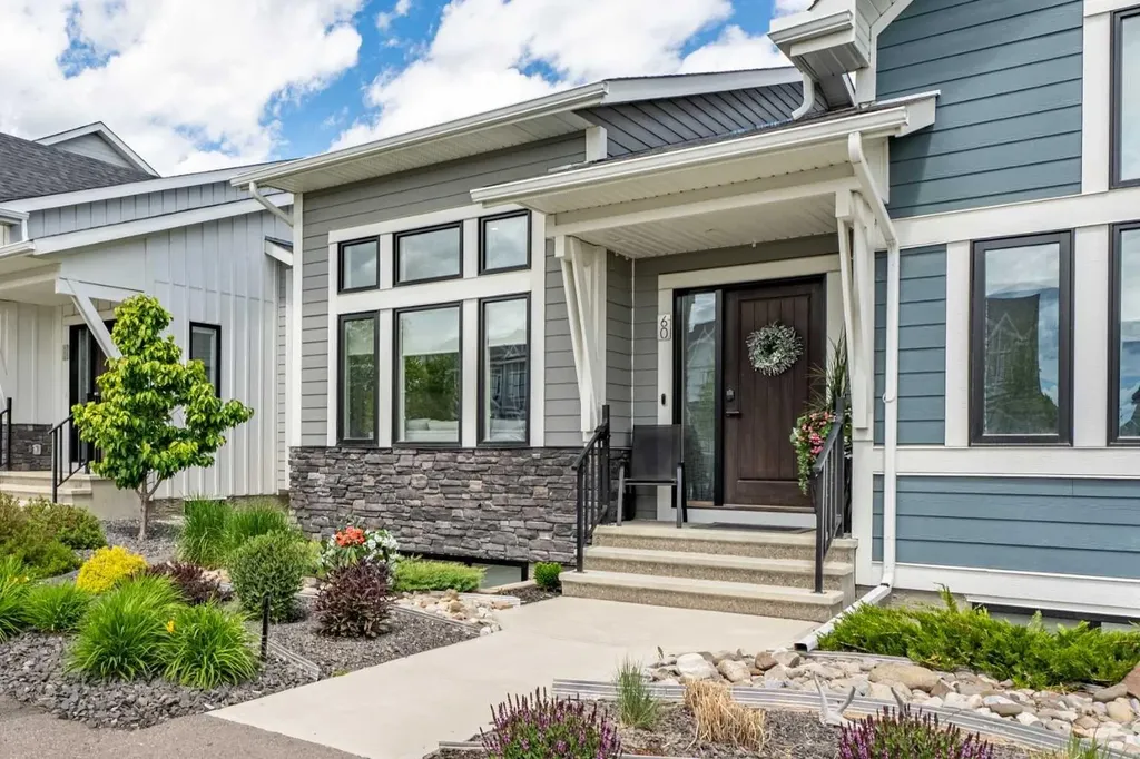 60 D'arcy Boulevard Okotoks AB T1S 5S7