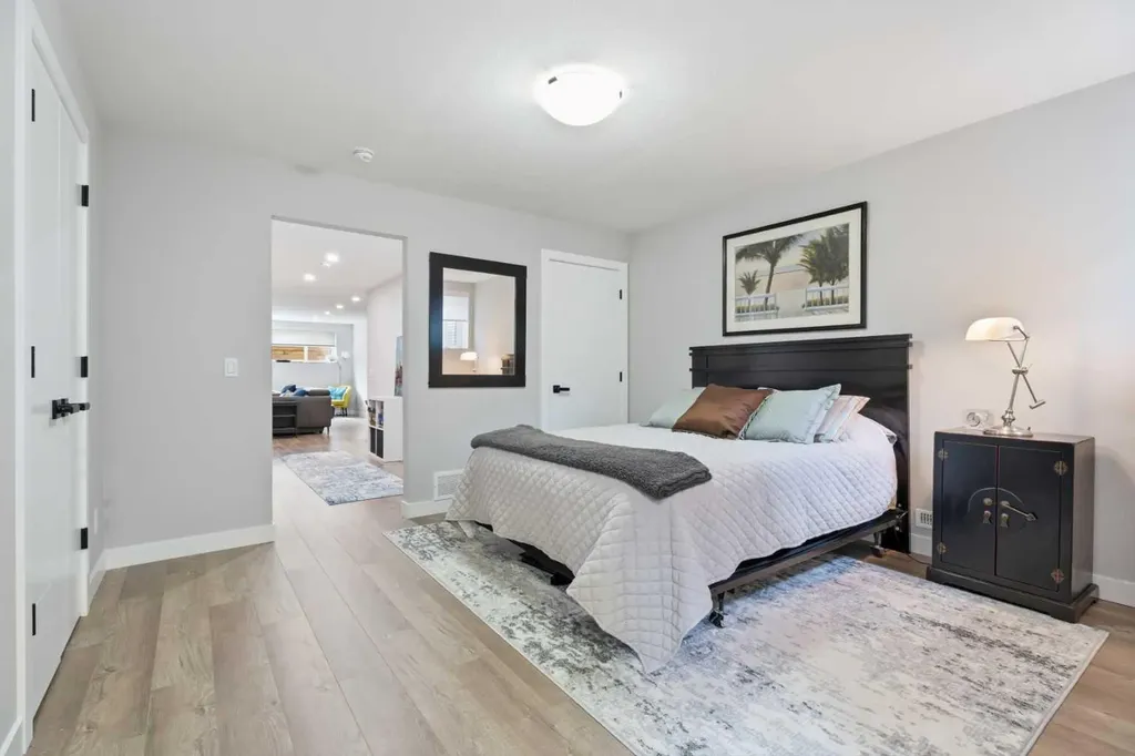 60 D'arcy Boulevard Okotoks AB T1S 5S7