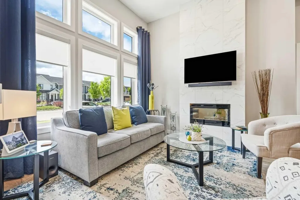 60 D'arcy Boulevard Okotoks AB T1S 5S7