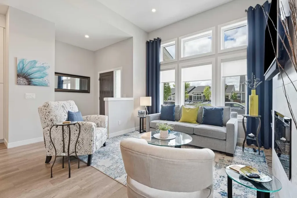 60 D'arcy Boulevard Okotoks AB T1S 5S7