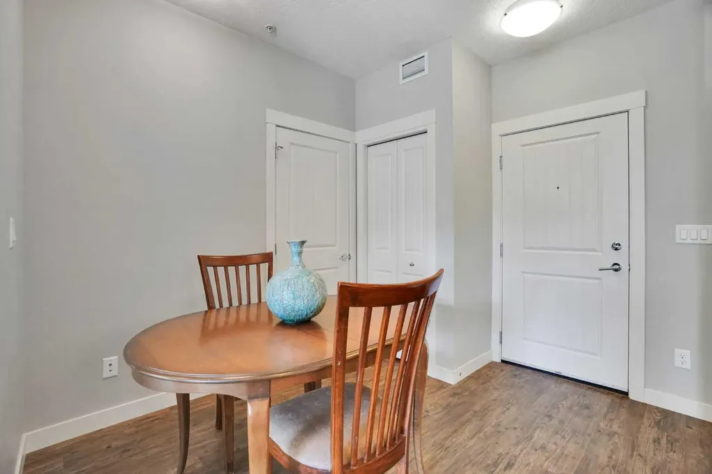 522 Cranford Drive SE Calgary AB T3M 2L7