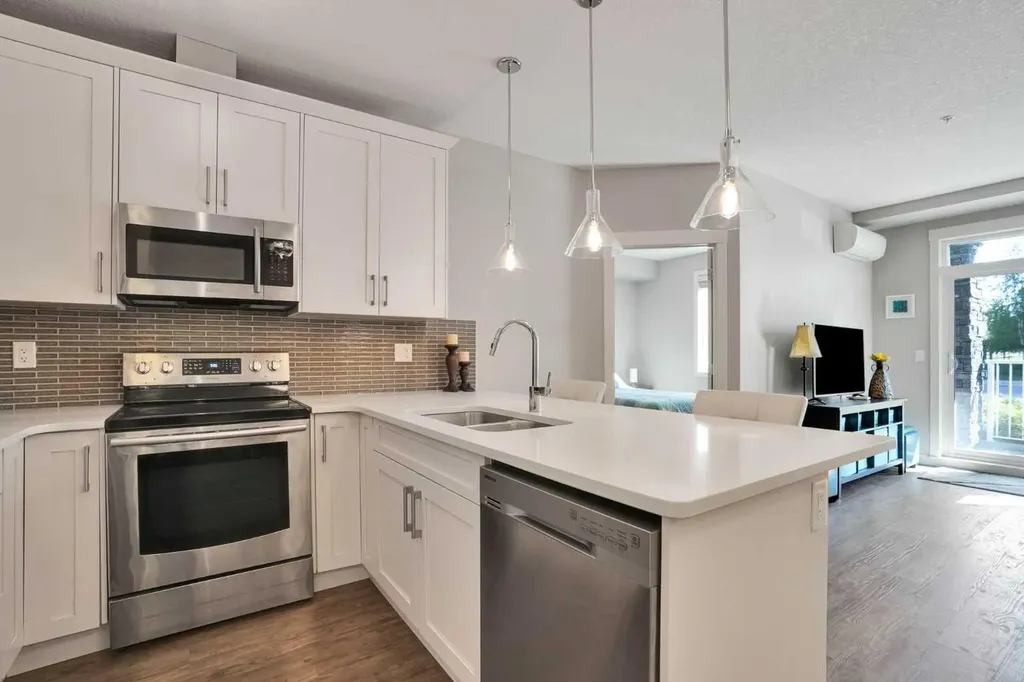 522 Cranford Drive SE Calgary AB T3M 2L7