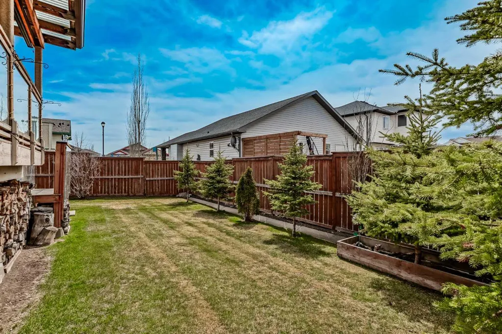 285 West Creek Springs Chestermere AB T1Y 1N7