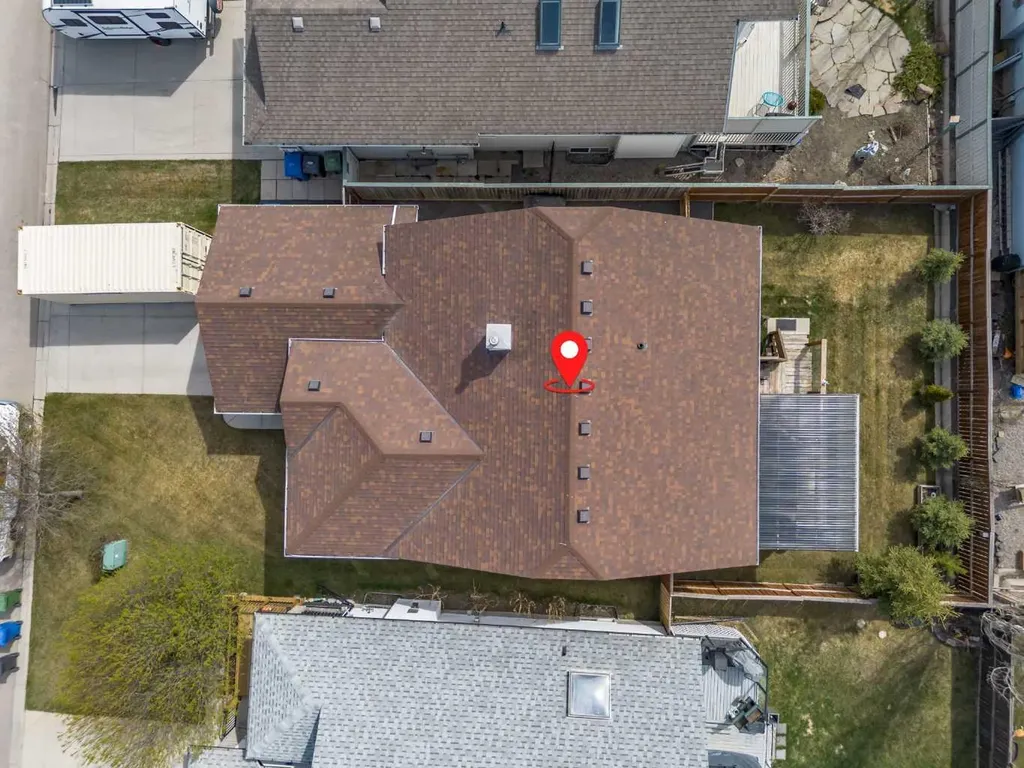 285 West Creek Springs Chestermere AB T1Y 1N7